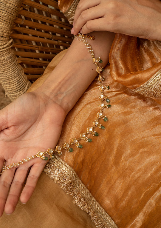 Ahilya Emerald Necklace