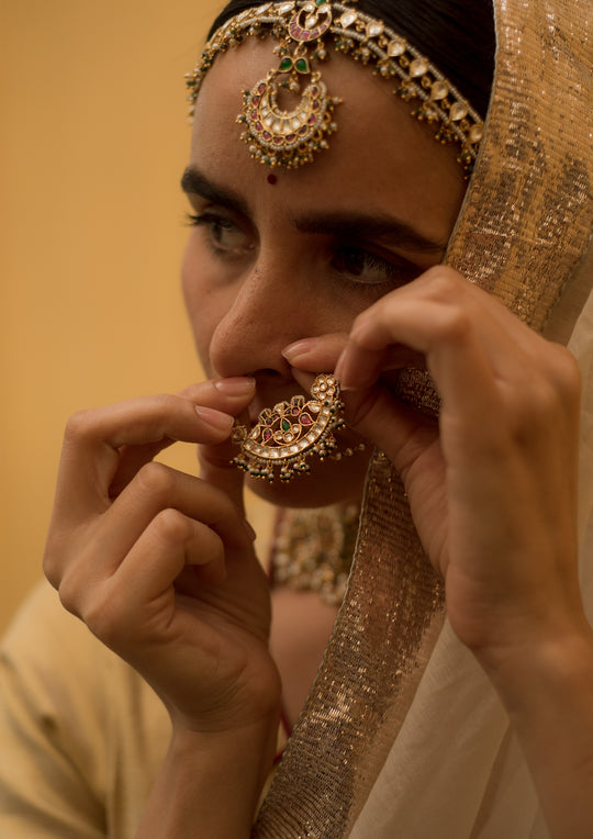 Golconda Multicolored Nath