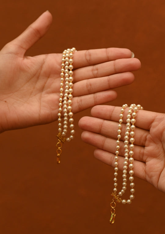 Perla Earchain (Pair)