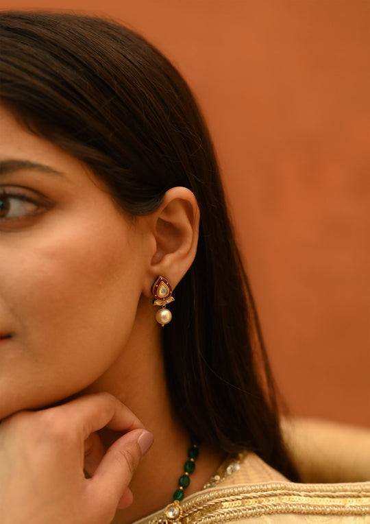 Agnee Earrings