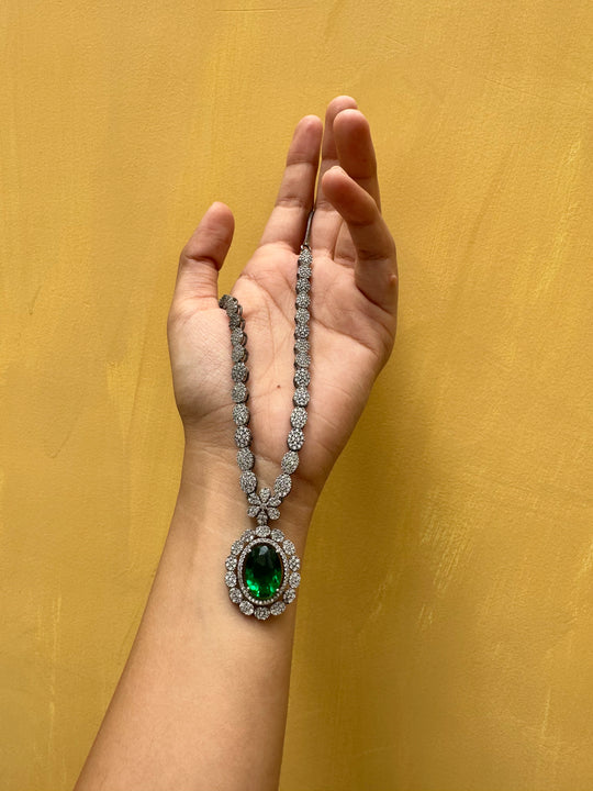 Ivy Necklace and Earrings