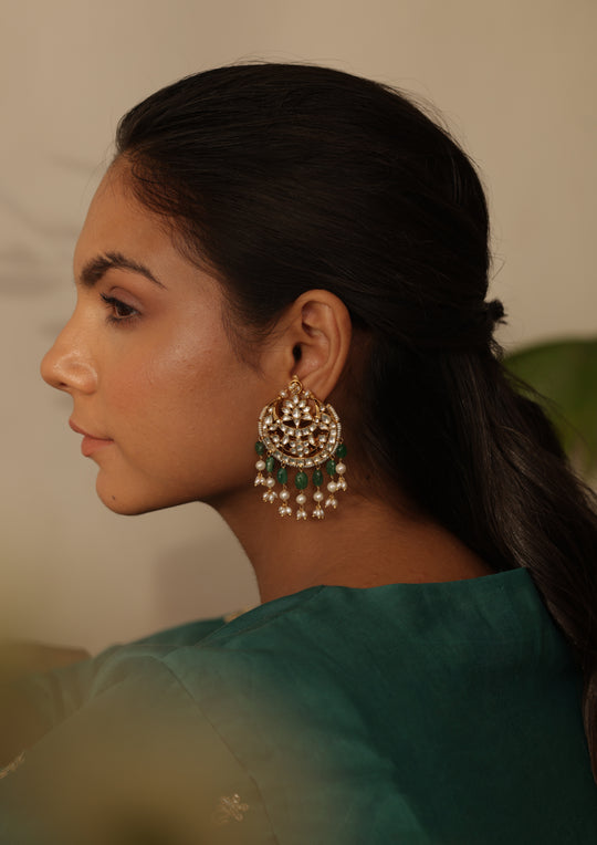 Kaveri Semi Emerald Chaandbalis