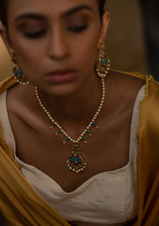 Feroza Necklace and Earrings Set