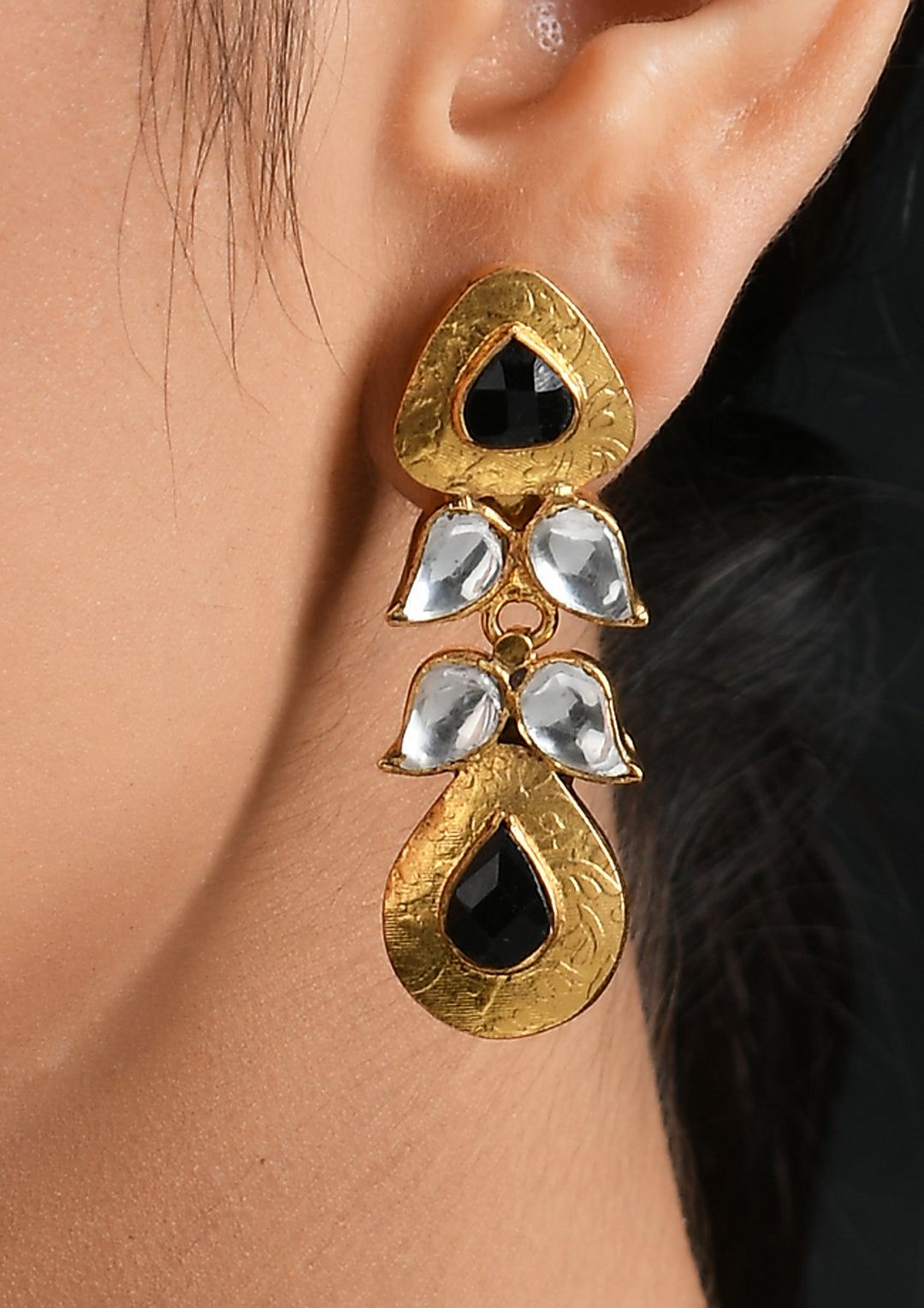 Textured Kundan Earrings with Black Onyx