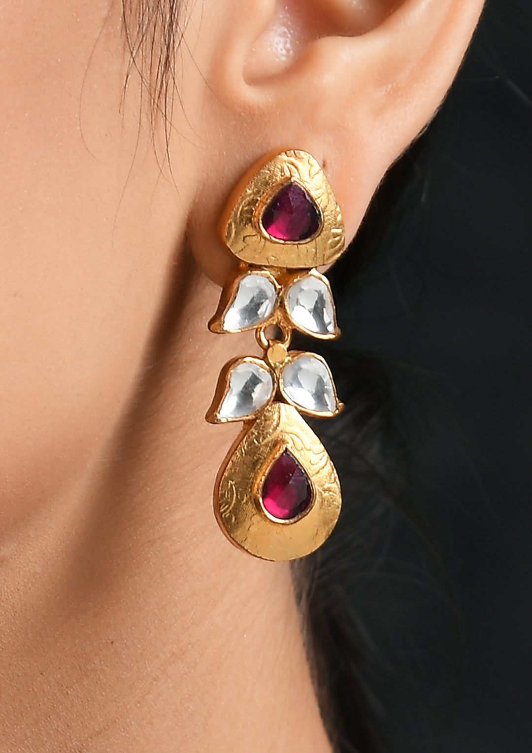 Textured Kundan Earrings With Tourmaline And Polki