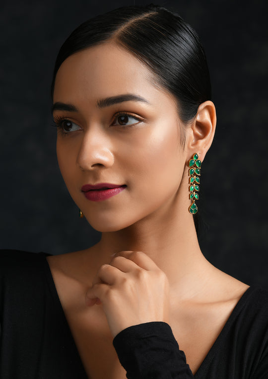 Kundan Earrings With Green Onyx Leaves And Gold Plating