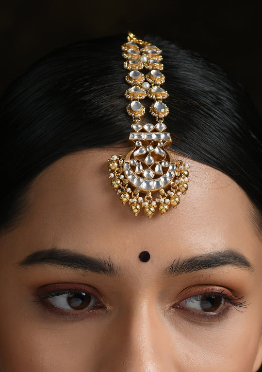 Double Line Monochrome Maangtika With Polki