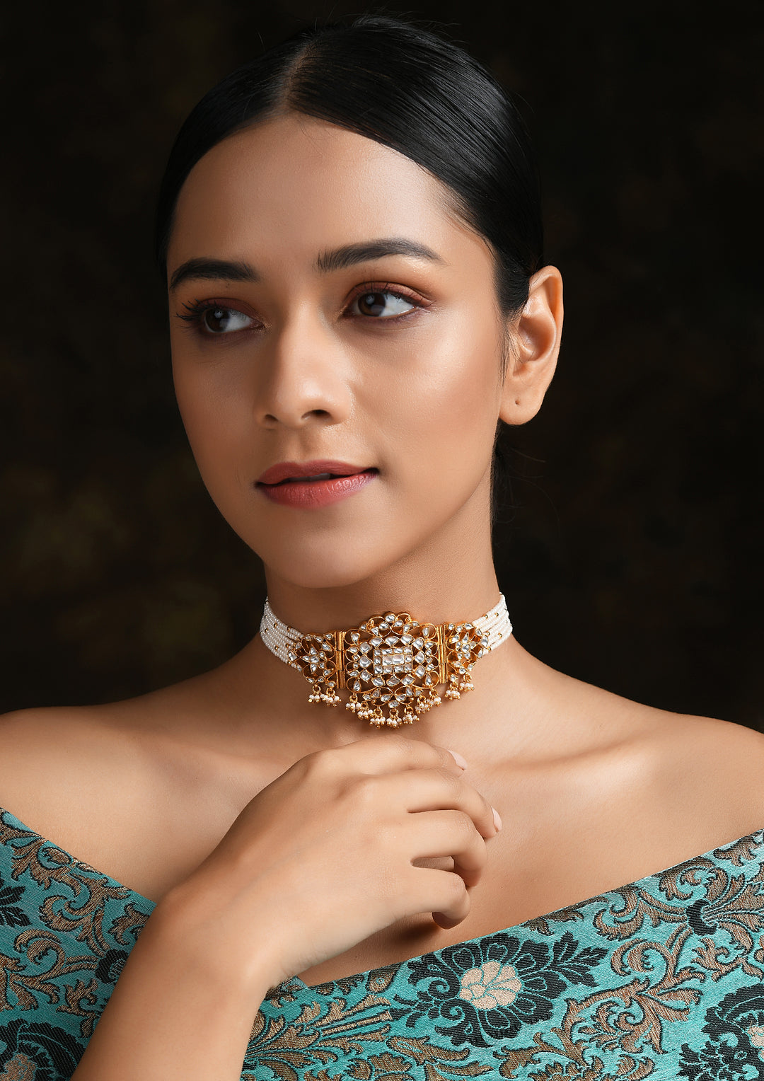 Moonlight Pearl Choker With Polki
