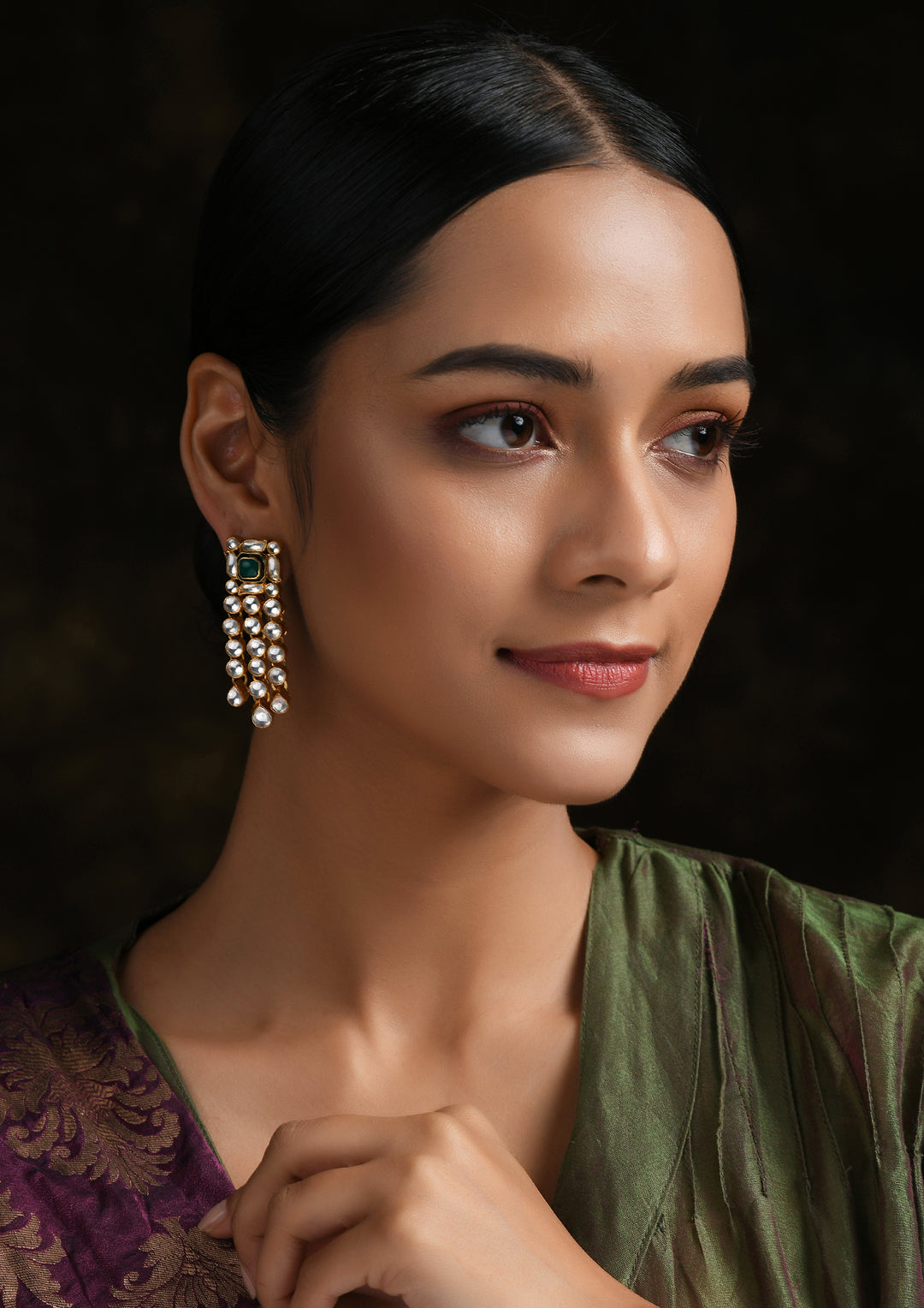 Green-White Geometric Earrings With Polki