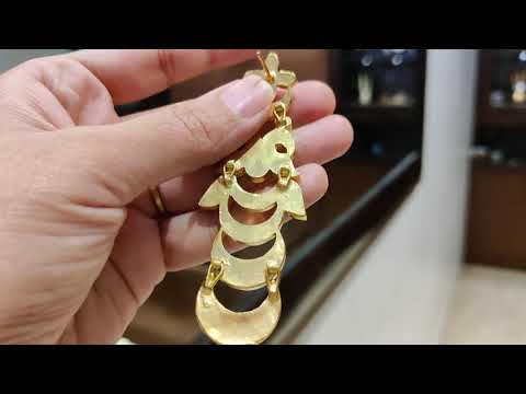 Green Tailed Peacock Earrings in Kundan