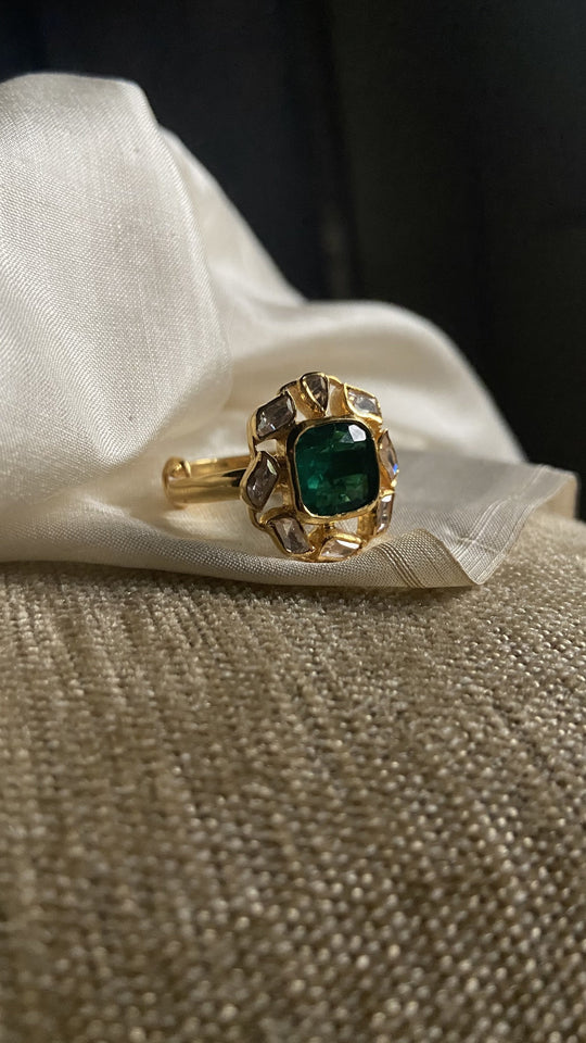 Sterling Silver Green Victoria Ring (Adjustable)