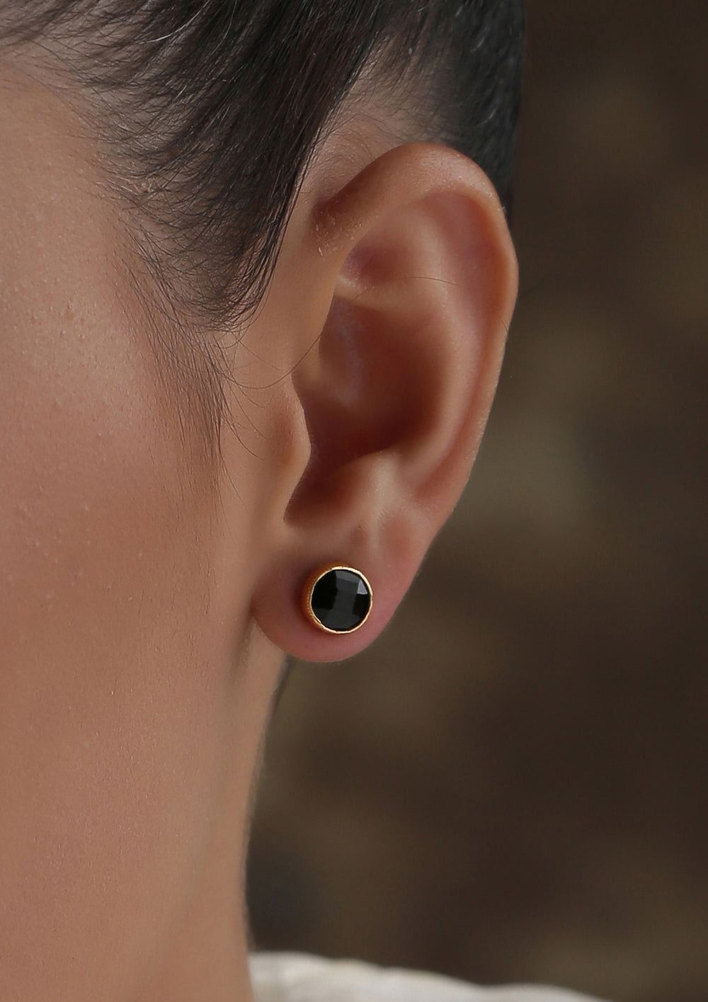 Boond Black Beauty Chakra Studs