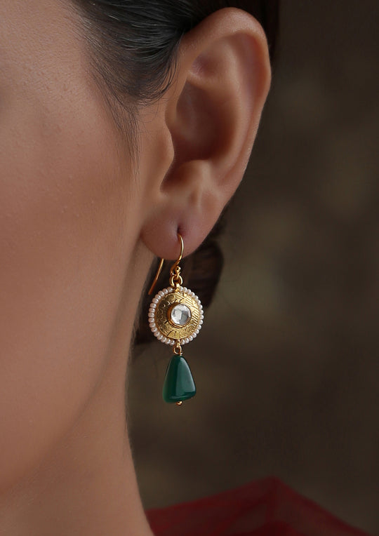 Dopehri Tribal Golden Fish Hook Earrings With Onyx Drops