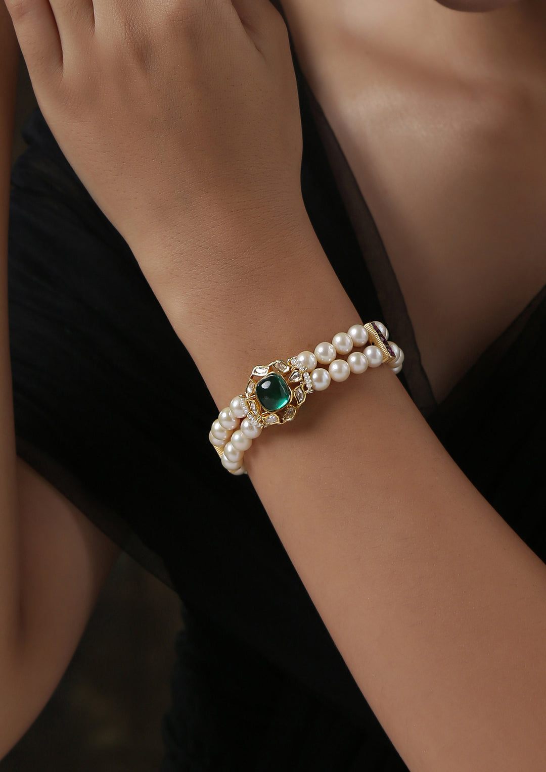 Izra Sterling Silver Onyx Big Pearl Strings Semi-Moissanite Bracelet