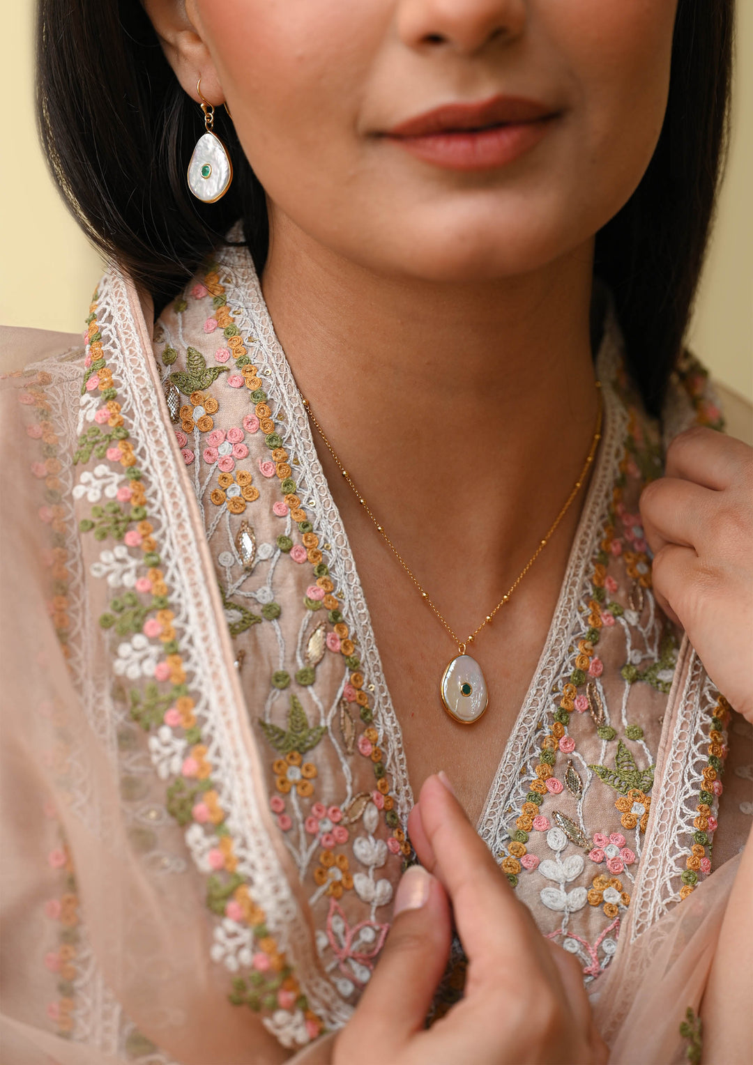 Sterling Silver Shella Necklace