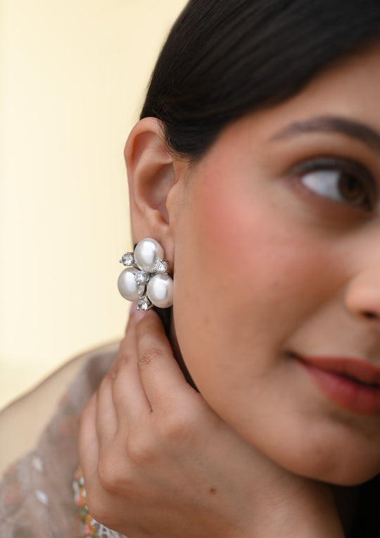 Pearl Clover Earrings