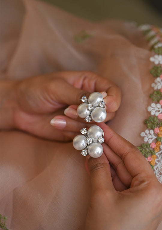 Pearl Clover Earrings