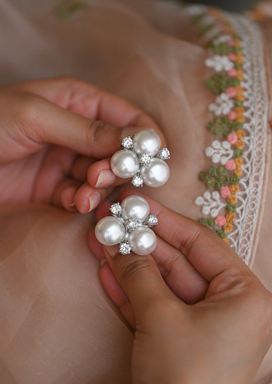 Pearl Clover Earrings