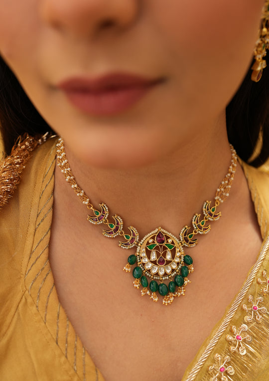 Chandra Multicolored Choker