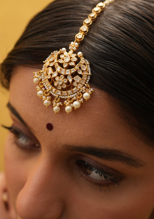 Sterling Silver Chandra Bindu Maangtika