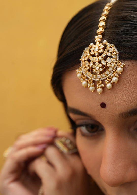 Sterling Silver Chandra Bindu Maangtika