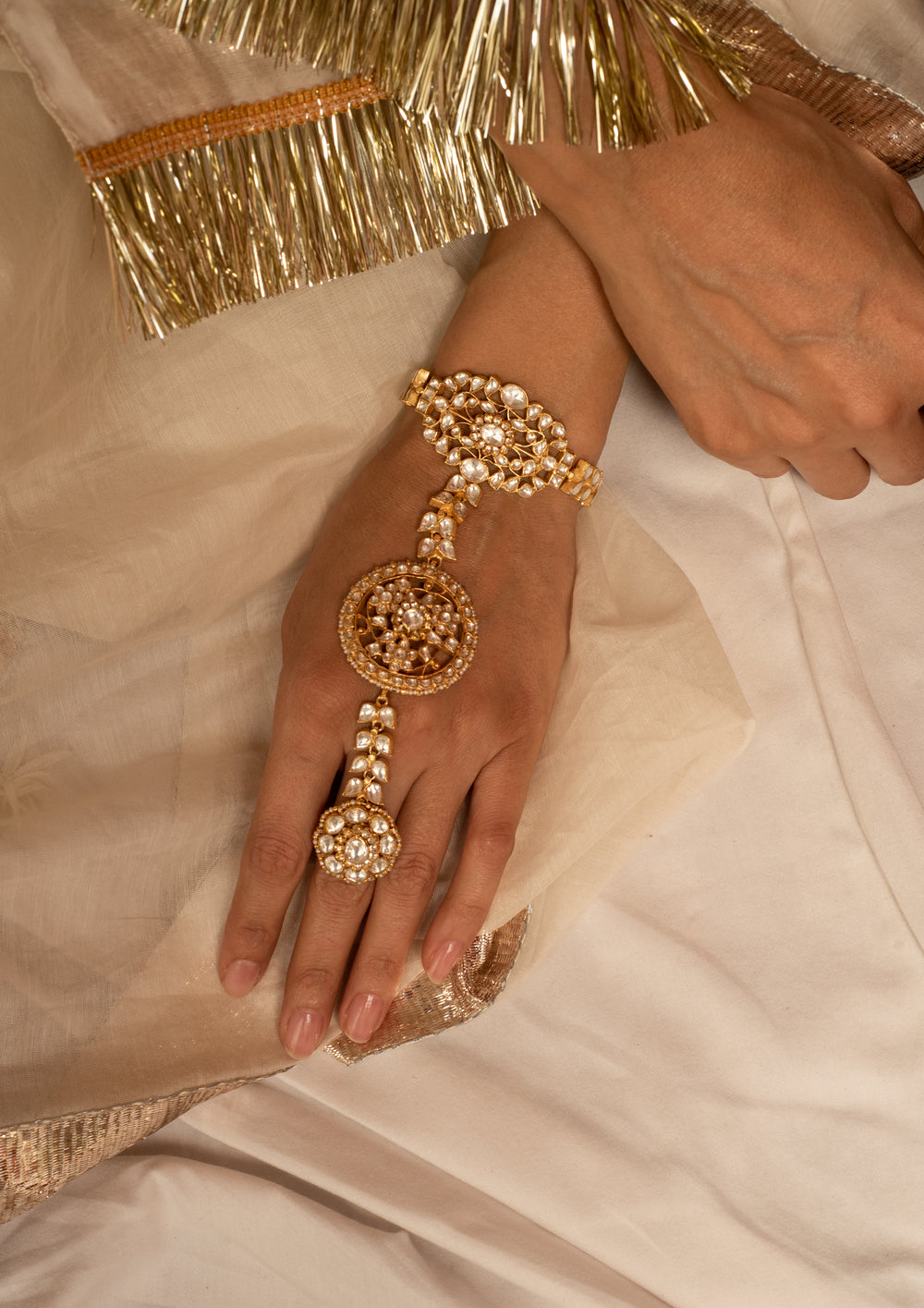 Almora Monochrome Multipurpose Single Hathphool Bracelet and Ring