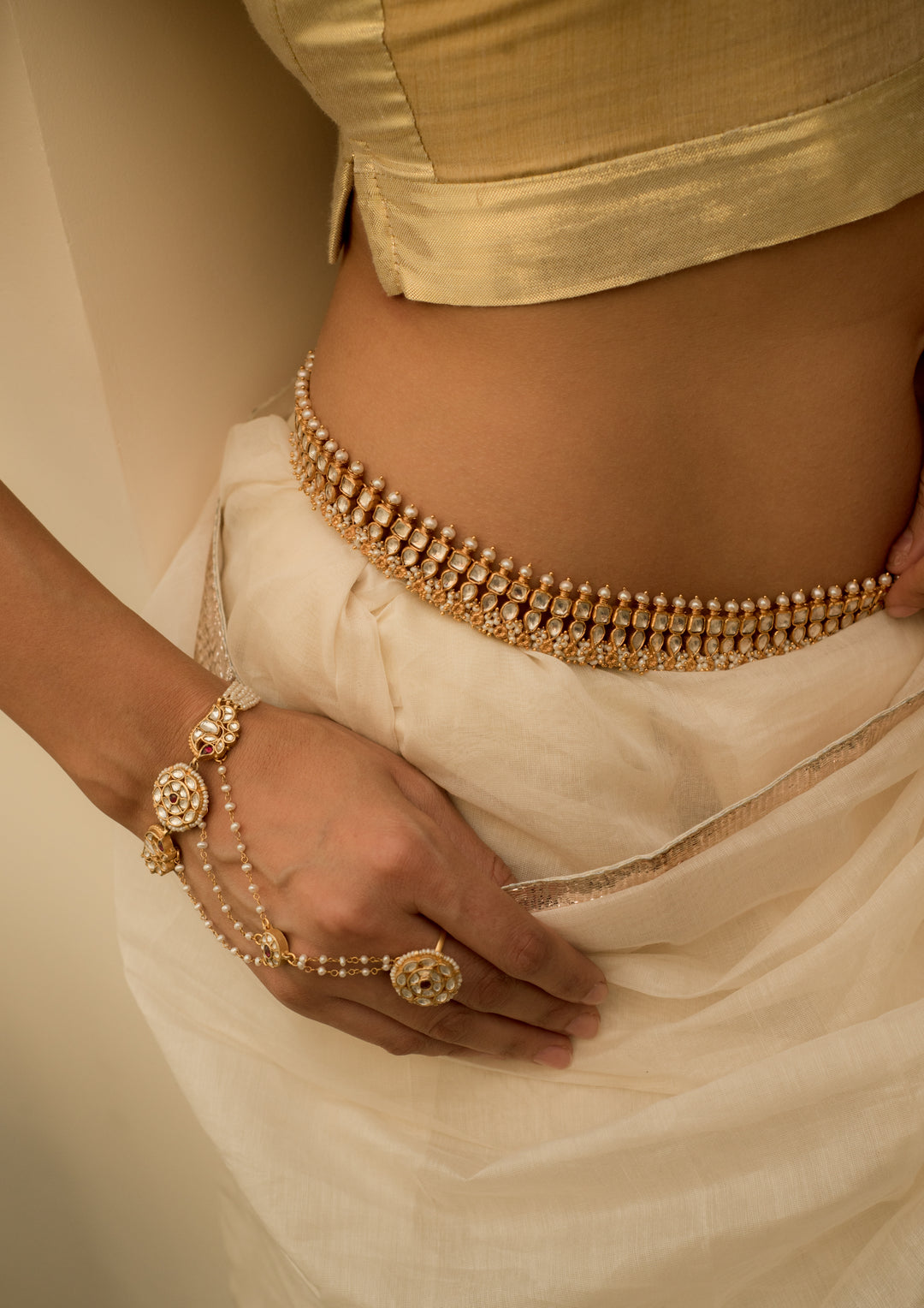 Sarayu Delicate Single Multipurpose Hathphool Bracelet and Ring