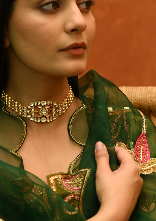 Hirana Choker
