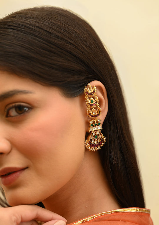 Guldasta Earrings with Kanautis