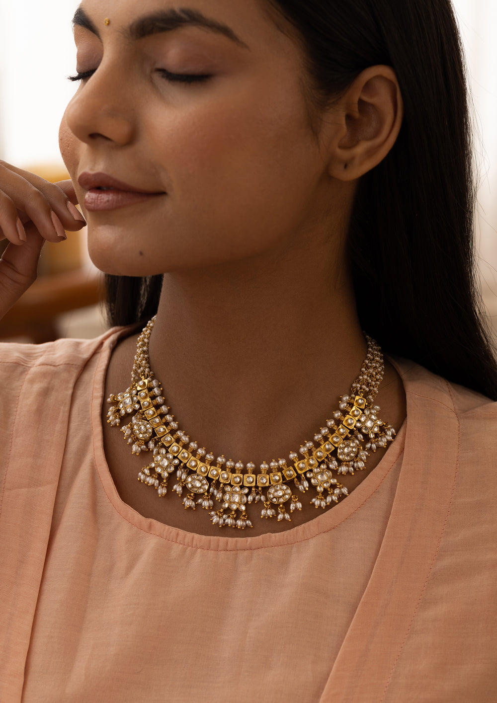 Minimalistic Gutapasallu Safeda Necklace