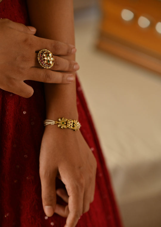 Guldasta Ring (Adjustable)
