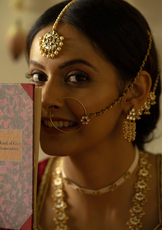 Classic Baithak Bridal Nath