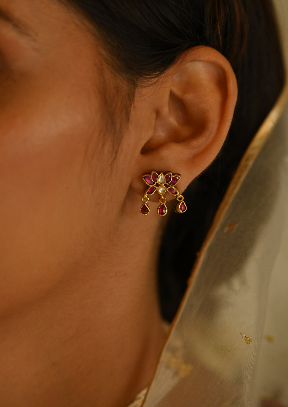Gulabi Kumuda Earrings