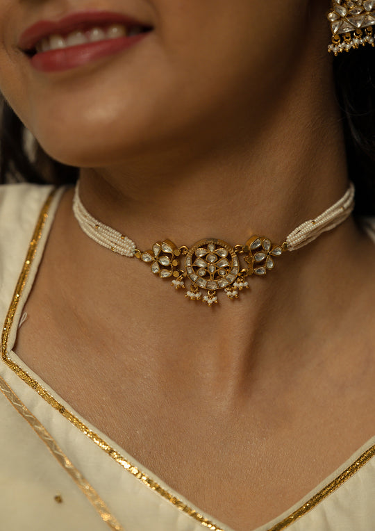 Classic Baariq Choker