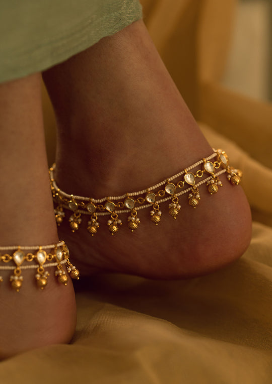 Classic Kundan Pearl Belt 'Tukra' Anklets (Pair)