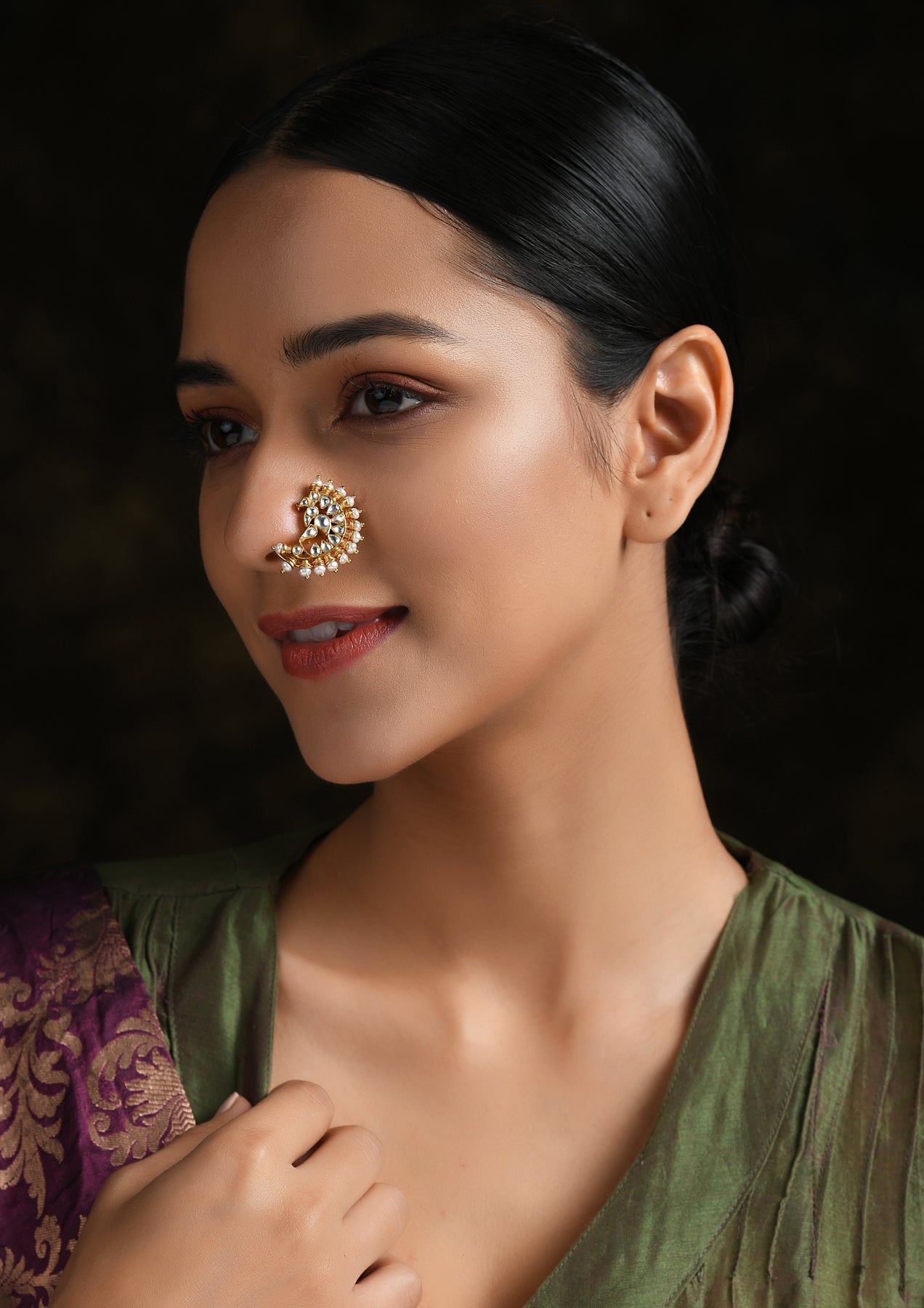 Big Maharashtrian Style Monochrome Clip-On Nath – Vamika Silver