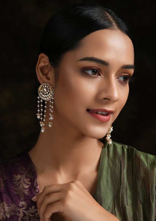 Monochrome Kundan Surya Dangler Earrings With Pearls