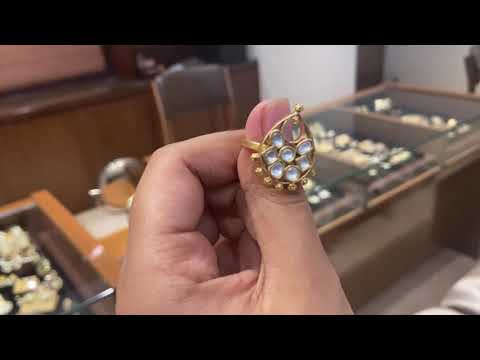 Tear Drop Kundan 'Tukra' Adjustable Ring