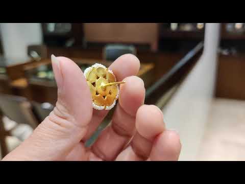 Small Floral Monochrome Studs With Pearls And Polki