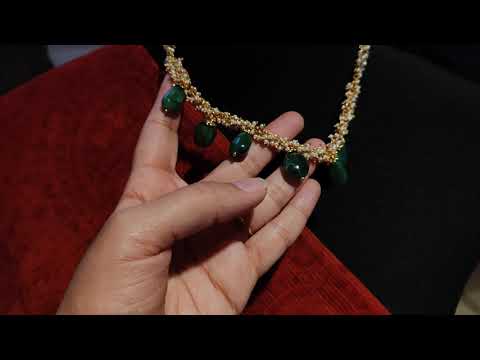 Delicate 'Moti' Guchhi Emerald Necklace