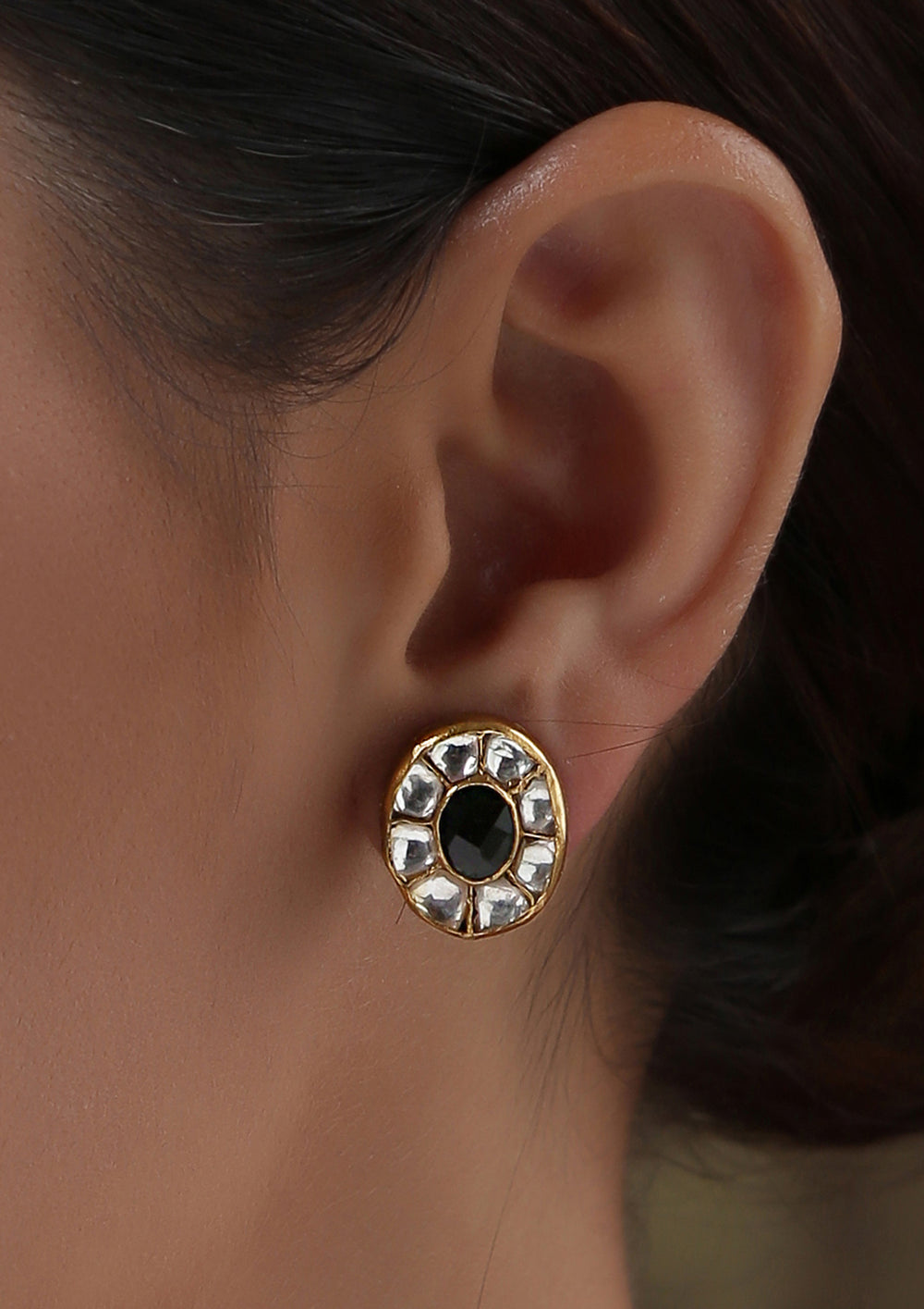 Dopehri Small Oval Black Onyx Studs